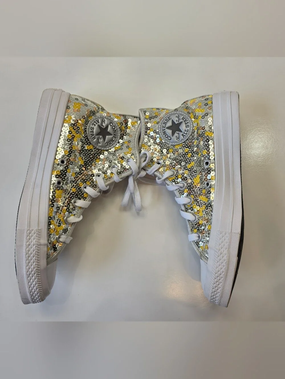 Converse Chuck Taylor All Star Sequin High Tops Women’s 8 Silver Gold